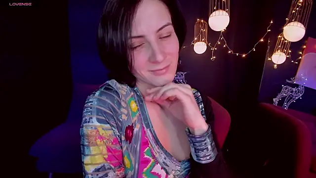 Snapshot of LorenDaze chatting on December 28, 2:10 pm LorenDaze online show from December 28, 2:10 pm