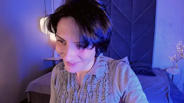 Snapshot of LorenDaze chatting on March 12, 7:49 pm LorenDaze online show from March 12, 7:49 pm