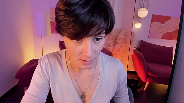 LorenDaze online show from October 11, 1:31 pm