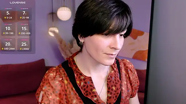 LorenDaze online show from May 15, 2:02 pm