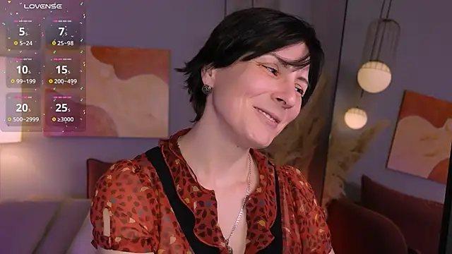 LorenDaze online show from May 16, 2:05 pm