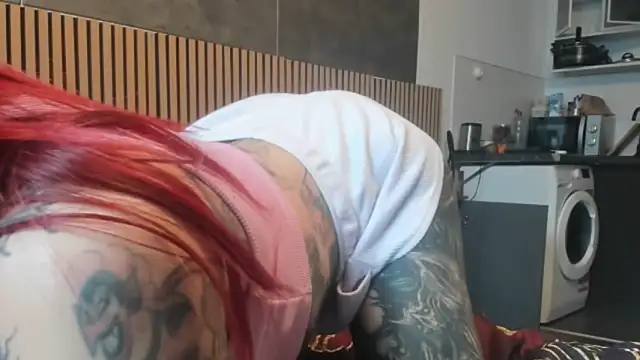 tamarapervert online show from March 30, 3:02 pm