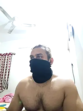 Snapshot of kaizercool1 chatting on January 17, 3:45 am kaizercool1 online show from January 17, 3:45 am