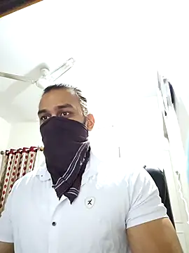 Snapshot of kaizercool1 chatting on January 20, 4:32 am kaizercool1 online show from January 20, 4:32 am