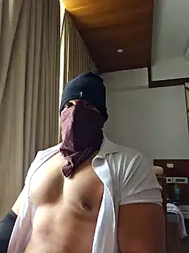 Snapshot of kaizercool1 chatting on January 25, 5:18 am kaizercool1 online show from January 25, 5:18 am