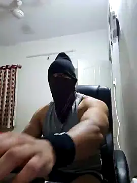 Snapshot of kaizercool1 chatting on February 3, 8:57 am kaizercool1 online show from February 3, 8:57 am