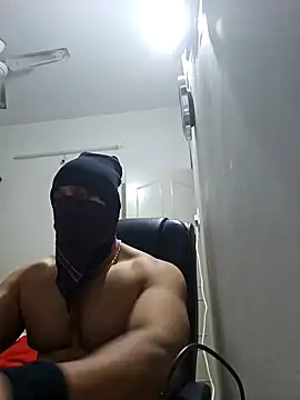 Snapshot of kaizercool1 chatting on February 6, 10:15 am kaizercool1 online show from February 6, 10:15 am