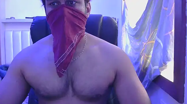 Snapshot of kaizercool1 chatting on March 12, 1:36 am kaizercool1 online show from March 12, 1:36 am