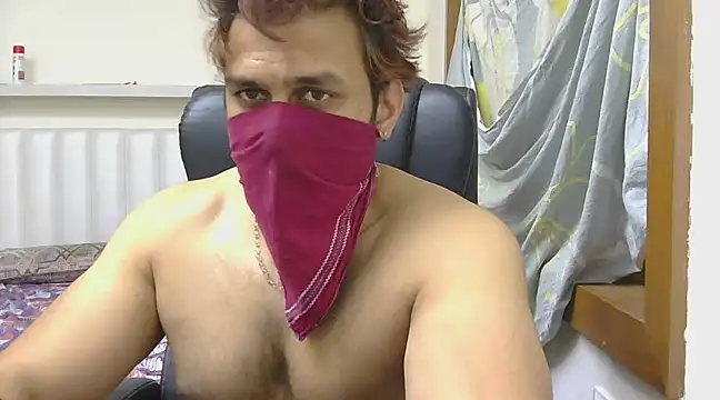 Snapshot of kaizercool1 chatting on March 18, 6:15 pm kaizercool1 online show from March 18, 6:15 pm