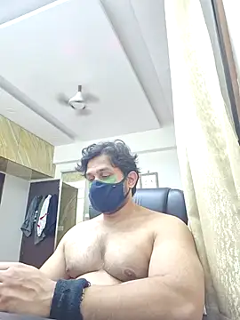 Snapshot of kaizercool1 chatting on May 5, 5:54 pm kaizercool1 online show from May 5, 5:54 pm