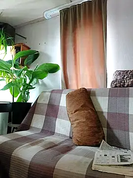 IrmaRose online show from April 5, 4:09 am