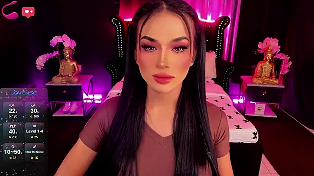 MsHannaSaint online show from September 25, 8:07 am