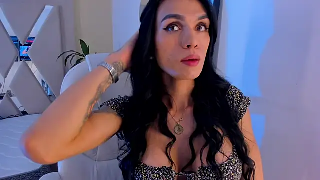 malejabenzz online show from March 6, 8:05 pm