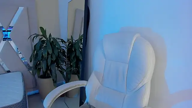 malejabenzz online show from March 11, 7:58 pm