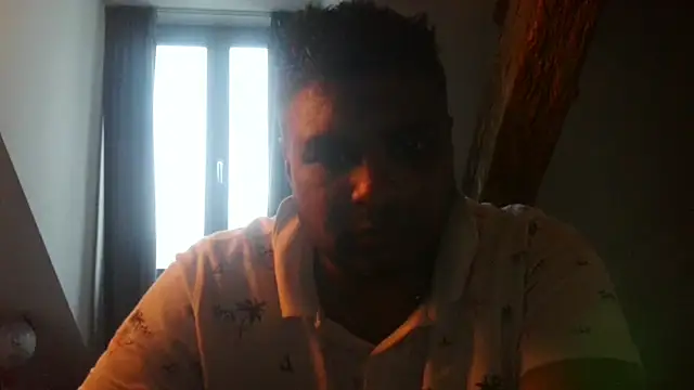 Snapshot of Bandusrilankasexymen chatting on February 16, 2:13 pm Bandusrilankasexymen online show from February 16, 2:13 pm