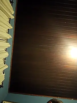 skypemarktt13 online show from February 18, 7:04 am