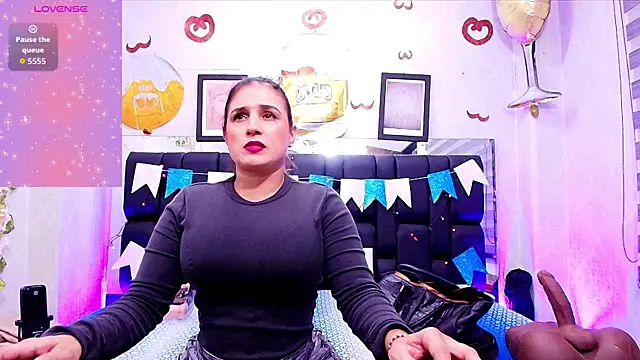  carolina fox online show from October 1, 3:01 am