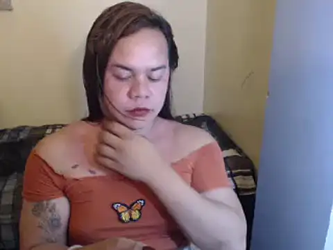 Snapshot of sweetyula chatting on March 6, 3:46 am sweetyula online show from March 6, 3:46 am