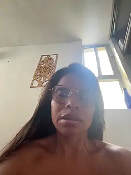 Snapshot of ROUSSH chatting on October 30, 6:19 pm ROUSSH online show from October 30, 6:19 pm