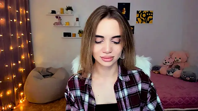 aPieceOfJoy online show from December 6, 11:03 pm