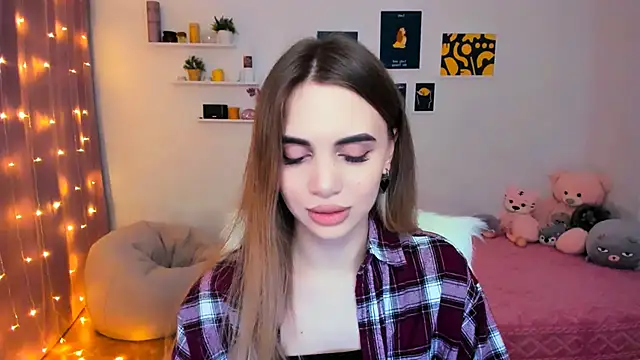 aPieceOfJoy online show from February 8, 12:17 am