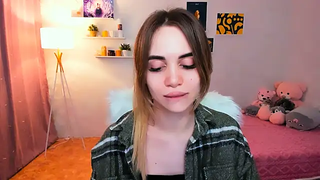 aPieceOfJoy online show from February 21, 12:05 am