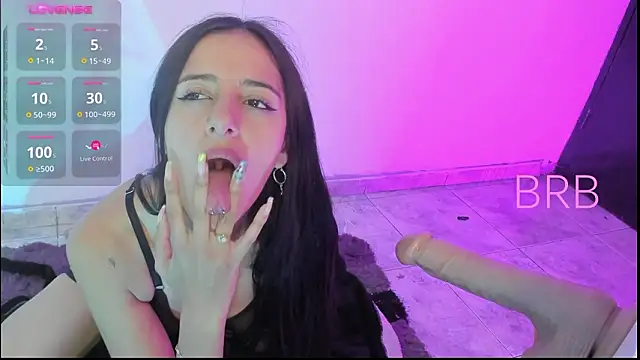 Snapshot of candymills1 chatting on February 17, 1:51 pm candymills1 online show from February 17, 1:51 pm