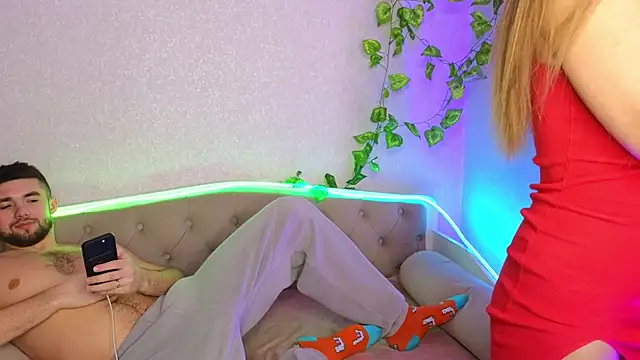 ParadisePleasure  online show from March 6, 1:58 am