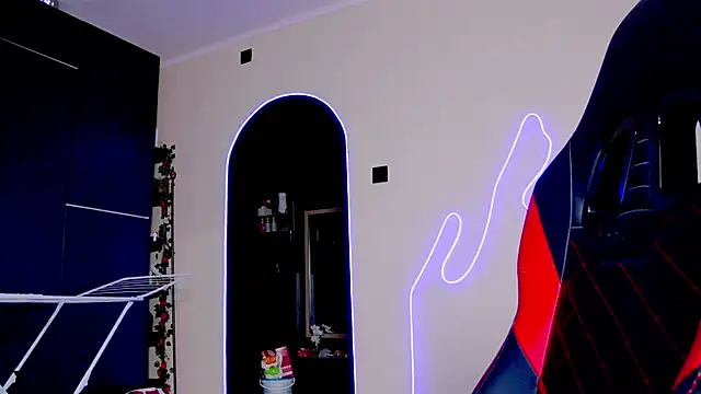 karo123421 online show from October 19, 5:46 pm