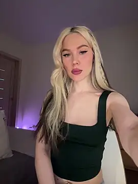 xDinnax online show from March 27, 8:20 am