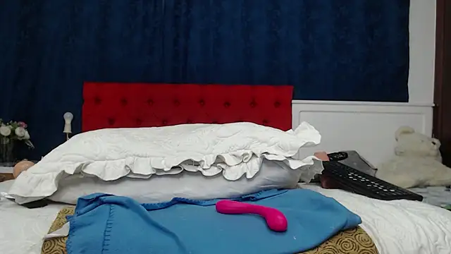 LADYSLAVEXXX online show from December 6, 1:07 am