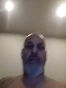 Snapshot of Ryeguy6969 chatting on February 8, 8:42 am Ryeguy6969 online show from February 8, 8:42 am