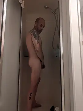 Snapshot of Ryeguy6969 chatting on January 10, 9:05 pm Ryeguy6969 online show from January 10, 9:05 pm