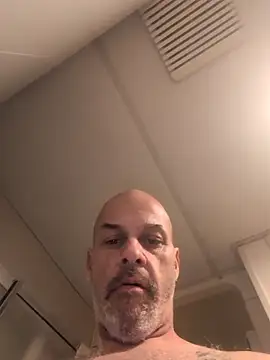 Snapshot of Ryeguy6969 chatting on March 31, 5:24 pm Ryeguy6969 online show from March 31, 5:24 pm