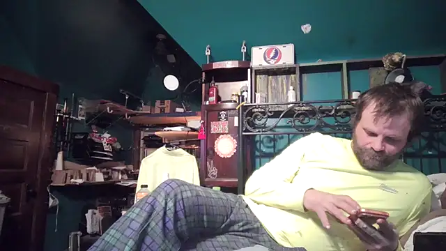 charactrzero online show from February 22, 4:24 am