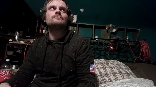 charactrzero online show from March 30, 2:23 am