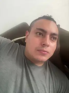 dereeck23 online show from December 17, 7:26 pm