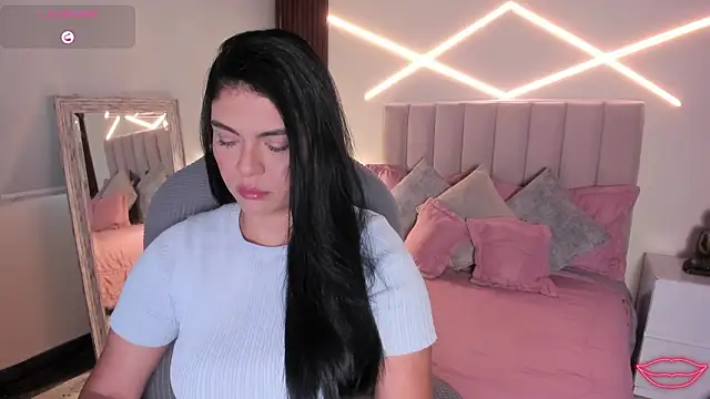 Veronicalanx1 online show from March 17, 11:57 am