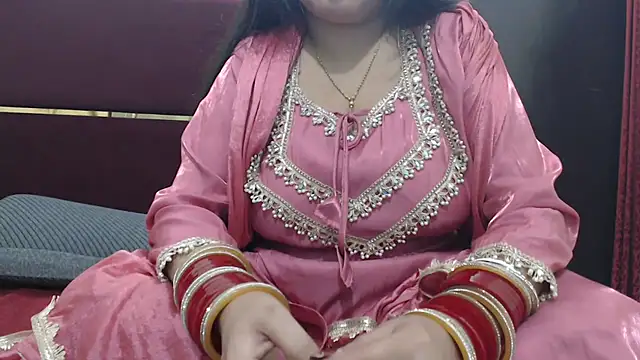 HOT CHILLY online show from April 9, 6:52 am