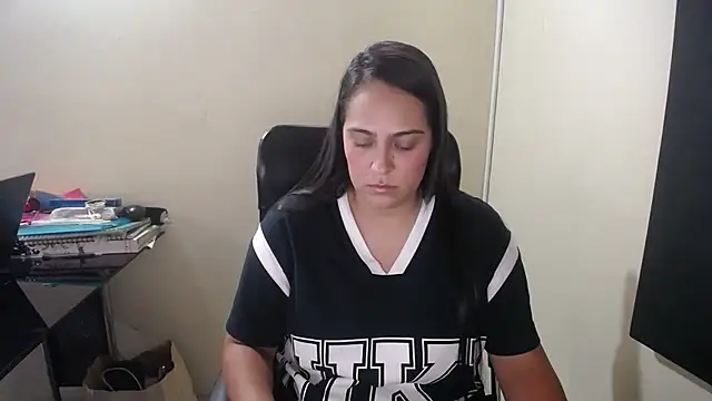 kendall 52 online show from December 2, 5:59 pm