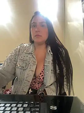 kendall 52 online show from January 9, 3:04 pm