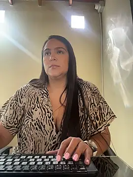 Snapshot of kendall_52 chatting on April 4, 2:58 pm kendall 52 online show from April 4, 2:58 pm