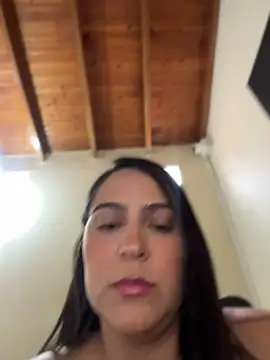 Snapshot of kendall_52 chatting on May 1, 3:05 pm kendall 52 online show from May 1, 3:05 pm