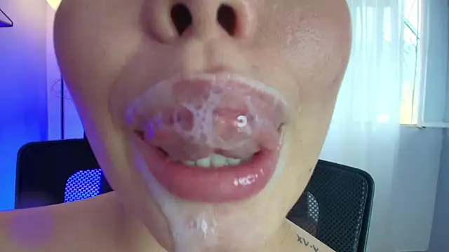 lisbet21x online show from February 18, 9:53 pm