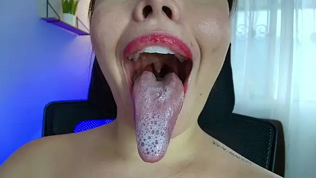 lisbet21x online show from March 11, 10:09 pm