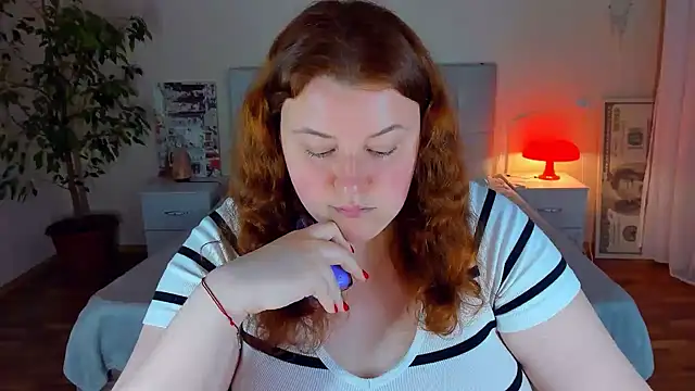 PolinaSalvatore online show from April 29, 5:41 pm
