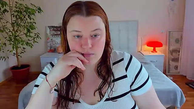 PolinaSalvatore online show from May 19, 2:45 pm