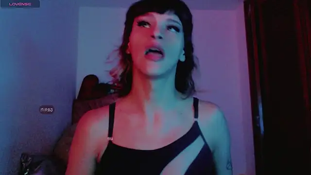 Summer XO online show from December 20, 3:14 am