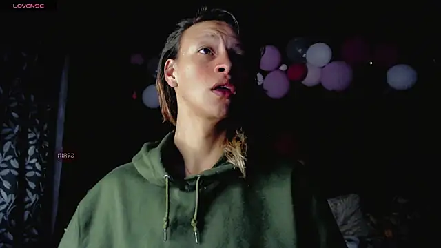 Summer XO online show from January 20, 3:37 am