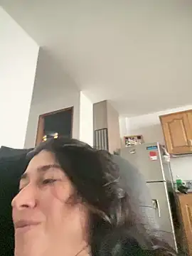 Snapshot of andreaisis2 chatting on December 22, 7:52 pm andreaisis2 online show from December 22, 7:52 pm